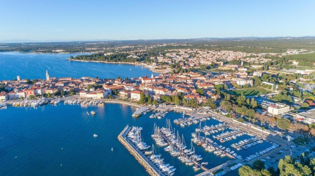 Taverna Coctel Porec Bagian luar foto